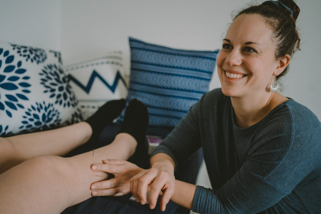 Businessfotografie bei Hebamme Lisa Fritz Akupunktur