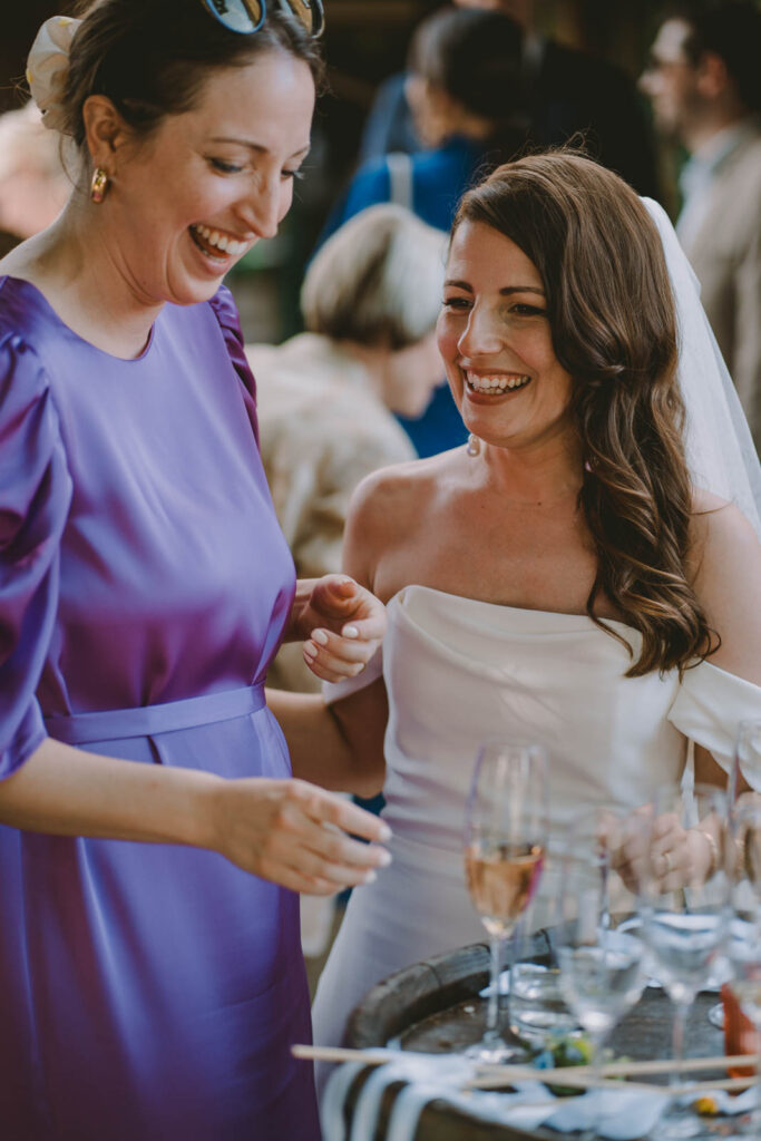 Dokumentarische Hochzeitsfotografie Ronja Fella: Hochzeitsreportage Eltville am Rhein