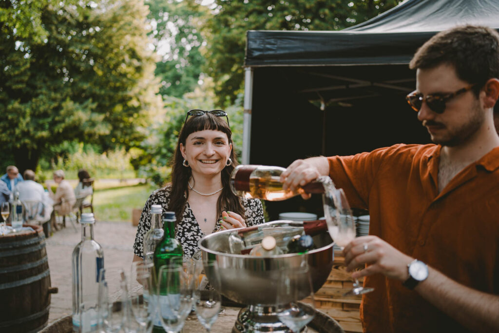Dokumentarische Hochzeitsfotografie Ronja Fella: Hochzeitsreportage Eltville am Rhein